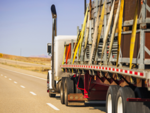 ¿Qué es el trincaje y por qué es fundamental en el transporte? - Transportes Sierra Morena